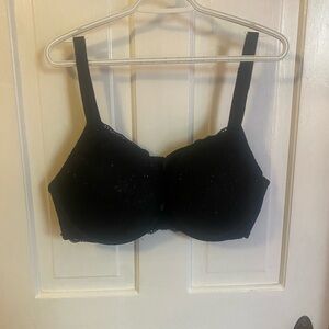 Black lace push-up wired bra- 46D.